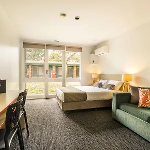 Burvale-Hotel-Nunawading-Room