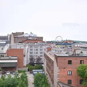 Hotel-Bonaparte-Montreal-Exterior