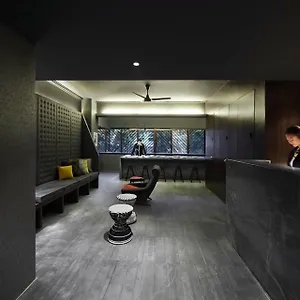 The-Pod-At-Beach-Road-Boutique-Capsule-Hotel-Singapore-Interior