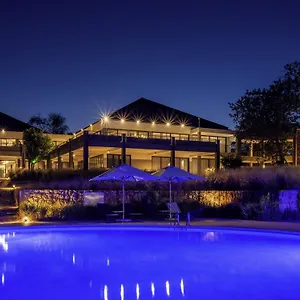 Mantis-Akagera-Game-Lodge-Exterior