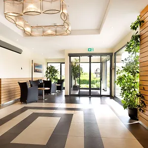 Hotel-Glanis-Gland-Exterior