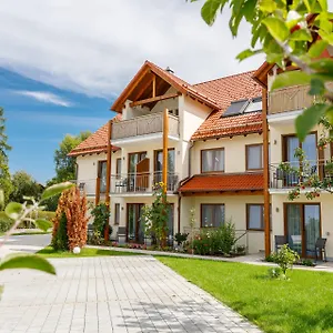 Gasthaus-Und-Landhotel-Wiedmann-Eresing-Exterior