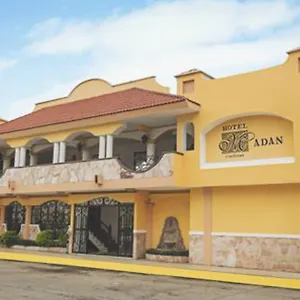 Hotel-Madan-Cardenas-Exterior