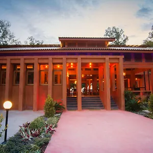 Flora-I-Talay-Hotel-Koh-Chang-Exterior