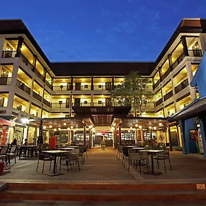 Baan-Chart-Hotel-Bangkok-Exterior