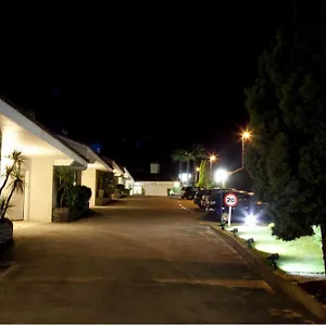 Motel-Jardin-Oleiros-Exterior