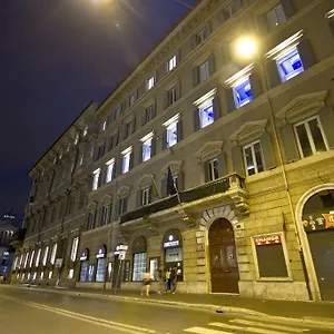 Hotel-Trecento-Rome-Exterior