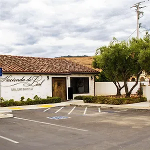 Hacienda-De-Leal-BW-Signature-Collection-San-Juan-Bautista-Exterior