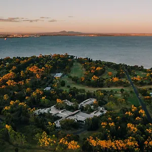 Eden-Oak-Geelong-Hotel-Skyline