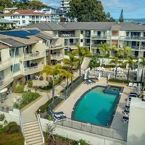 The-Village-Holiday-Apartments-At-Burleigh-Heads-Gold-Coast-Exterior