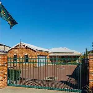 Durham Lodge Bed & Breakfast Skyline photo