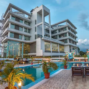 Pride-Premier-Solitaire-Dehradun-Exterior