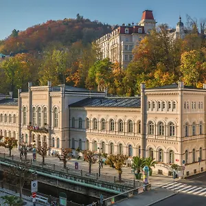 Windsor-Spa-Hotel-Karlovy-Vary-Exterior