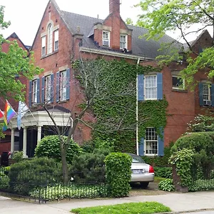 Clifford-House-Private-Home-B-B-Cleveland-Exterior