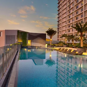 Holiday-Inn-Suites-Jakarta-Gajah-Mada-By-Ihg-Exterior