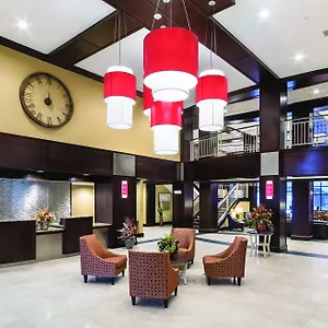 Clubhouse-Hotel-Suites-Fargo-Interior