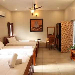Dwaraka-Resorts-Tiruvannamalai-Room