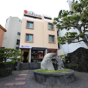Daedong-Hotel-Jeju-Exterior