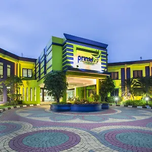 Primebiz-Hotel-Karawang-Cikampek-Exterior