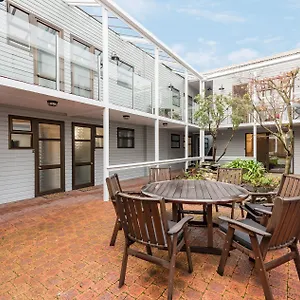 Queen-Street-Studios-Richmond-Exterior