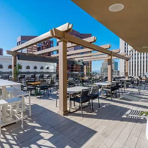 Hilton-Garden-Inn-Phoenix-Downtown-Amenities