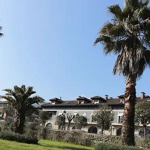 Hotel-Santa-Cruz-Cangas-de-Onis-Exterior