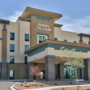 Hampton-Inn-Suites-Artesia-Exterior