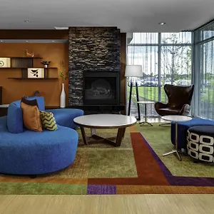 Fairfield-Inn-Suites-By-Marriott-Lansing-At-Eastwood-Interior