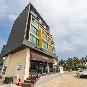 Sunrise-Hotel-Jungmun-Branch-Seogwipo-Exterior
