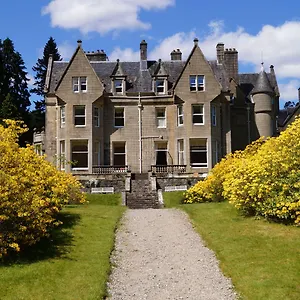 Glengarry Castle Hotel Exterior photo