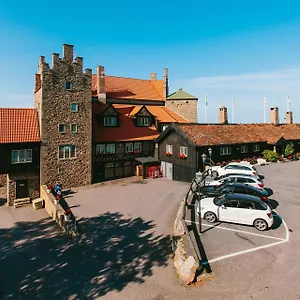 Hotel-Gyllene-Uttern-Granna-Exterior