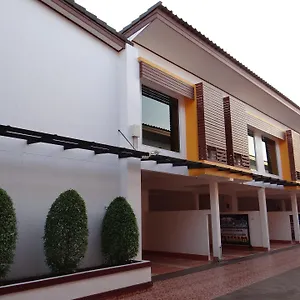 The-Ring-Hotel-Hat-Yai-Exterior