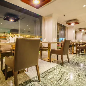 New-Season-Square-Hotel-Hat-Yai-Business