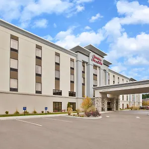 Hampton-Inn-Suites-Alliance-Exterior