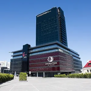 Doubletree By Hilton Minsk Exterior photo