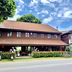 Riverhouse-The-Teak-House-Mae-Sariang-Exterior