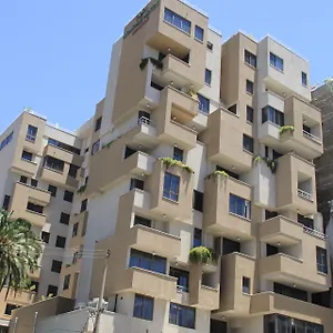 Momona Hotel Exterior photo