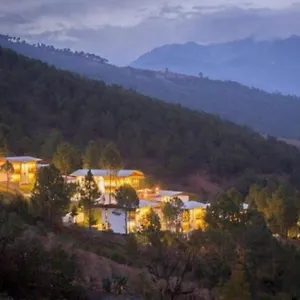Dhensa-Resort-Punakha-Skyline