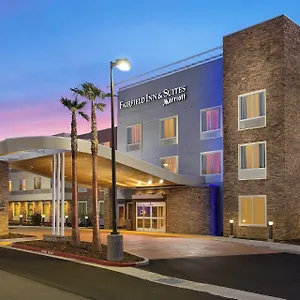Fairfield-Inn-Suites-By-Marriott-Sacramento-Folsom-Exterior