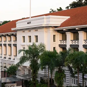 Mett-Singapore-Exterior