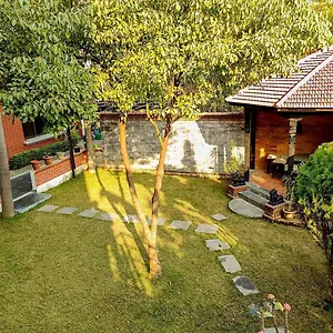 Hotel-Ananda-Inn-Rummindei-Exterior