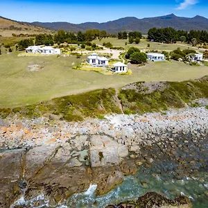 Saltwater - Absolute Oceanfront, Fire Pits, Some Villas With Hot Tubs And Sauna Exterior photo