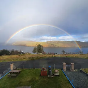 Ceum-Thairis-Carbost-Skyline