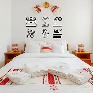 Casa-Dacica-Rasnov-Central-Free-Parking-Close-To-Bran-Brasov-Dino-Park-Restaurants-Beds