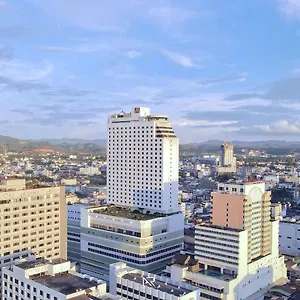 Lee-Gardens-Plaza-Hotel-Sha-Plus-Hat-Yai-Exterior