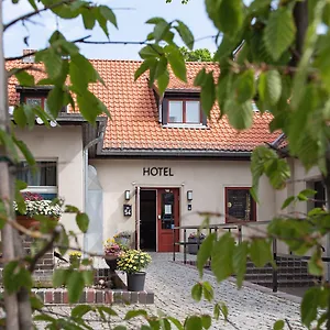 Landhotel-Diana-Teltow-Exterior