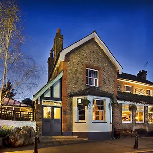 The-Victoria-Hotel-London-Exterior