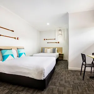 Nightcap-At-Caringbah-Hotel-Room