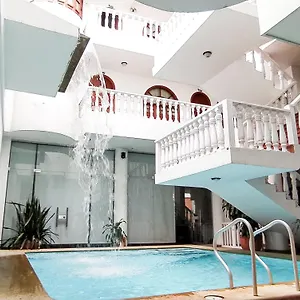 Hotel-Zaraya-Cucuta-Swimming-Pool