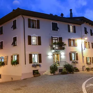 Albergo-Antica-Rosa-Levico-Terme-Exterior